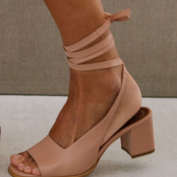 ALOHAS The Lille Leather Block Heels  in Peach Ankle Strap Nude Size EU38 - Picture 2 of 12